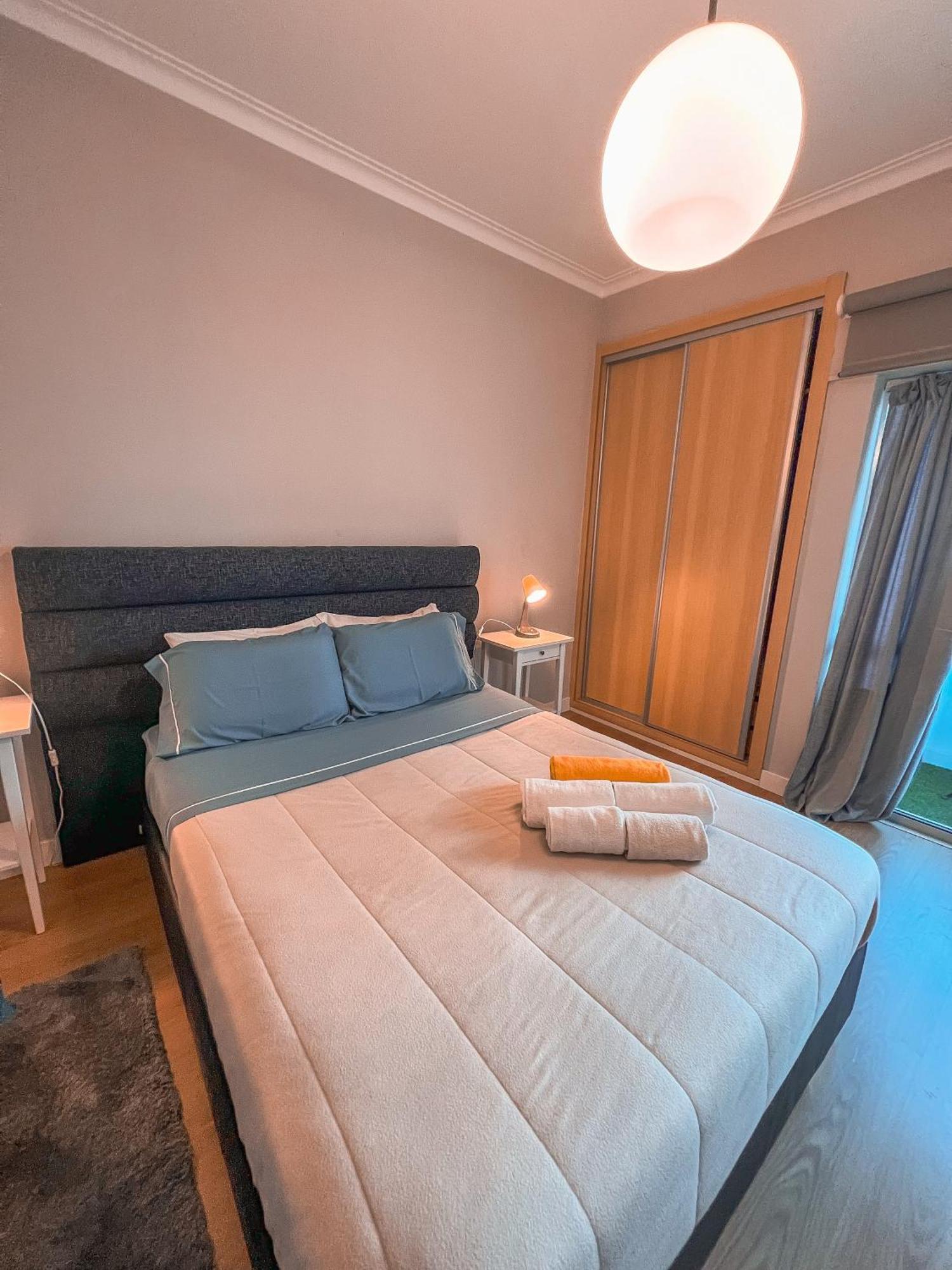 7 Castelos Apartment Оейраш Екстериор снимка